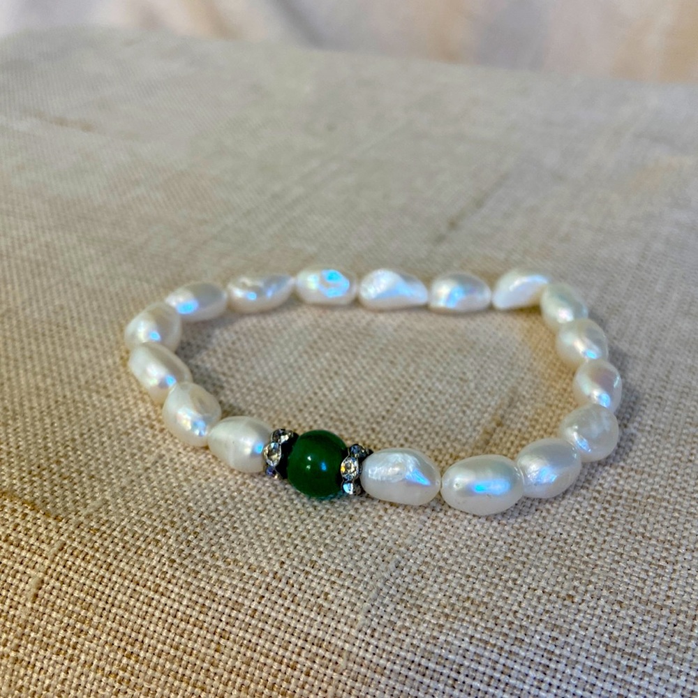 Jade & 12-13mm Baroque Pearl stretch bracelet with bead accents